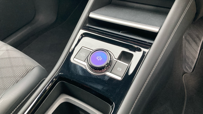 Volkswagen Tiguan 2.0 TDI R-Line 5dr DSG Diesel Estate